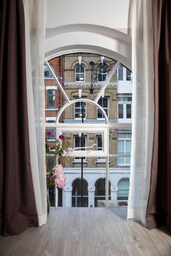 Bob W Commercial House London Luaran gambar